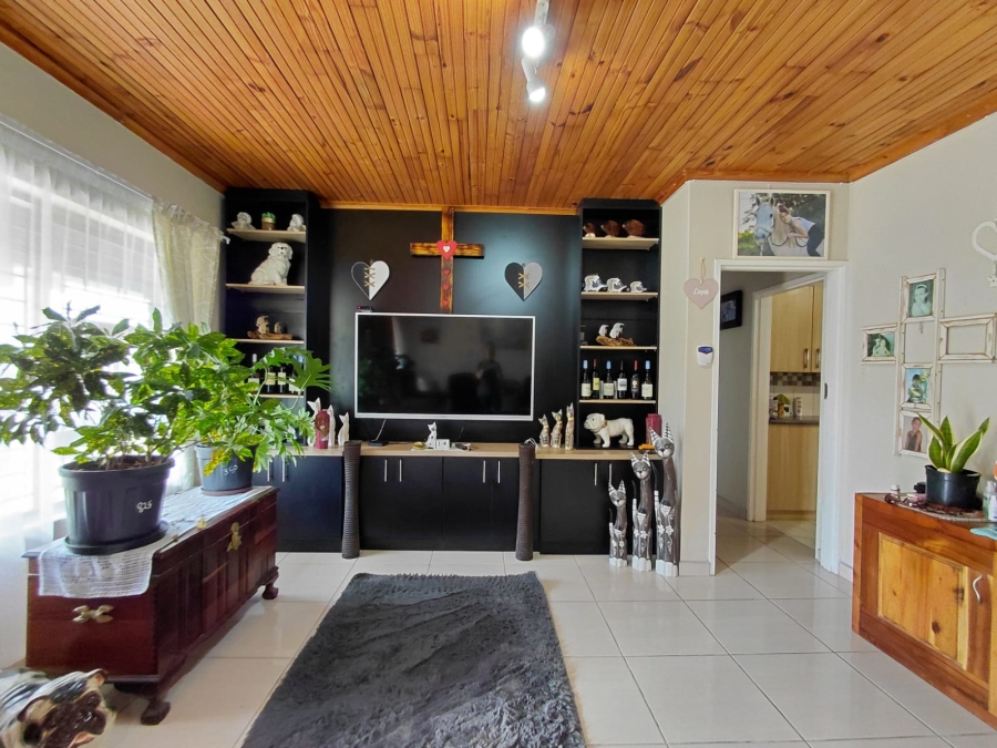 3 Bedroom Property for Sale in C Place Eastern Cape